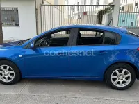 Usado Chevrolet Cruze LT 163 CV (119 kW) 2013 Azul Berlina