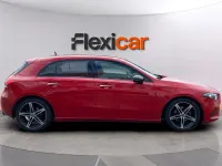 Usado Mercedes A180 116 CV (85 kW) 2019 Rojo Berlina