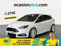 Usado Ford Focus ST 250 CV (183 kW) 2016 Blanco Berlina