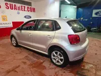 Usado VW Polo Advance 90 CV (66 kW) 2013 Gris / plata Utilitario