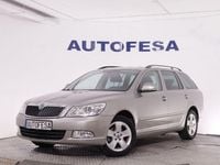 Usado Skoda Octavia 105 CV (77 kW) 2013 Plata Familiar