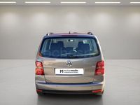 Usado VW Touran Advance 105 CV (77 kW) 2010 Gris Monovolumen
