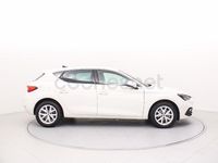 Usado Seat Leon Style 116 CV (85 kW) 2025 Blanco Berlina