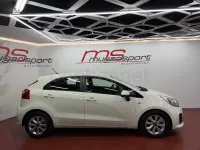 Usado Kia Rio 84 CV (61 kW) 2016 Blanco Utilitario