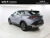 Usado Kia Sportage 136 CV (100 kW) 2024 Plateado SUV