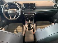 Usado Seat Arona Xperience 115 CV (84 kW) 2025 Gris SUV