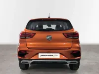 Usado MG ZS Luxury 106 CV (77 kW) 2023 Naranja SUV