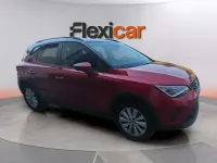 Usado Seat Arona Style 110 CV (80 kW) 2023 Burdeos SUV