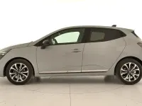 Usado Renault Clio V Techno 100 CV (73 kW) 2025 Gris Berlina