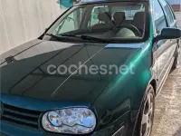 Usado VW Golf IV 110 CV (80 kW) 2001 Verde Berlina