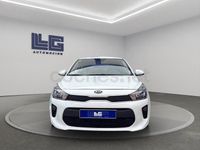 Usado Kia Rio 84 CV (61 kW) 2019 Blanco Berlina