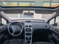 Usado Peugeot 307 110 CV (80 kW) 2007 Negro Familiar