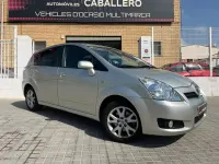 Usado Toyota Corolla Verso Luna 129 CV (94 kW) 2008 Beige Monovolumen