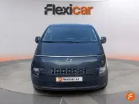 Usado Hyundai Staria 177 CV (130 kW) 2023 Gris Monovolumen