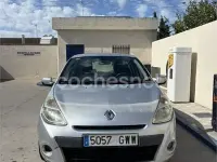 Usado Renault Clio II Expression 68 CV (50 kW) 2010 Gris / plata Berlina