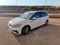Usado VW Touran Advance 110 CV (80 kW) 2018 Blanco Monovolumen
