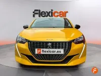 Usado Peugeot 208 Active 75 CV (55 kW) 2023 Amarillo Utilitario