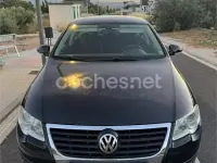 Usado VW Passat Advance 140 CV (102 kW) 2010 Negro Berlina
