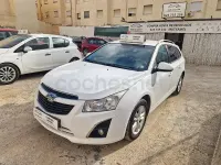 Usado Chevrolet Cruze LT 130 CV (95 kW) 2013 Blanco Familiar
