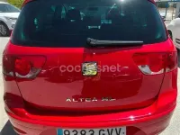 Usado Seat Altea XL Sport 160 CV (117 kW) 2010 Rojo Monovolumen