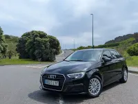 Usado Audi A3 150 CV (110 kW) 2018 Negro Berlina