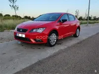 Usado Seat Leon Style 110 CV (80 kW) 2015 Rojo Berlina