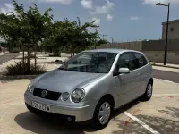 Usado VW Polo Match 75 CV (55 kW) 2003 Gris / plata Berlina