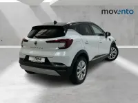 Usado Renault Captur Zen 140 CV (102 kW) 2022 Blanco SUV