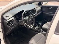 Usado Kia Stonic 100 CV (73 kW) 2020 Blanco SUV