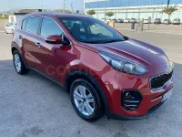 Usado Kia Sportage 115 CV (84 kW) 2016 Granate SUV