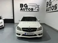 Usado Mercedes C200 Avantgarde 136 CV (100 kW) 2008 Blanco Berlina