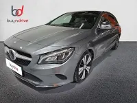 Usado Mercedes CLA200 Shooting Brake 156 CV (114 kW) 2016 Gris / plata Familiar