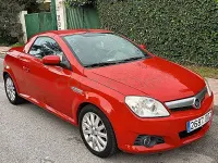Usado Opel Tigra Enjoy 90 CV (66 kW) 2005 Rojo Descapotable