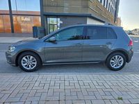 Usado VW Golf VII Advance 116 CV (85 kW) 2017 Gris Utilitario