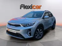 Usado Kia Stonic 101 CV (74 kW) 2022 Gris SUV