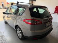 Usado Ford S-MAX Trend 140 CV (102 kW) 2014 Gris / plata Monovolumen