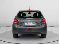 Usado Peugeot 208 Allure 99 CV (72 kW) 2015 Gris Utilitario