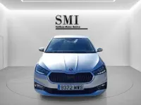 Usado Skoda Fabia Selection 95 CV (69 kW) 2024 Gris Utilitario