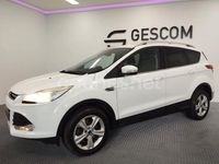 Usado Ford Kuga Trend 120 CV (88 kW) 2015 Blanco SUV