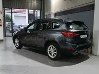 Usado BMW X1 136 CV (100 kW) 2020 Gris / plata SUV