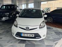 usado Toyota Aygo Pequeño Automático de 5 Puertas