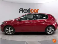Usado Peugeot 308 131 CV (96 kW) 2019 Rojo Berlina