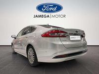Usado Ford Mondeo Titanium 186 CV (136 kW) 2021 Gris Berlina