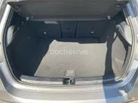 Usado Mercedes A180 116 CV (85 kW) 2024 Gris / plata Berlina