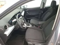 Usado Seat Arona 95 CV (69 kW) 2023 Plateado SUV