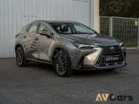 Usado Lexus NX350h 242 CV (177 kW) 2024 Gris / plata SUV