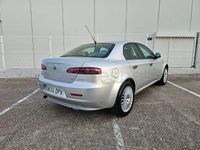 Usado Alfa Romeo 159 Distinctive 160 CV (117 kW) 2005 Gris / plata Berlina