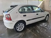 Usado Rover 220 86 CV (63 kW) 1998 Blanco Berlina