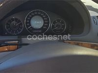 Usado Mercedes E220 Elegance 150 CV (110 kW) 2005 Gris / plata Berlina