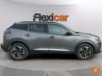 Usado Peugeot 2008 Active 130 CV (95 kW) 2023 Gris SUV